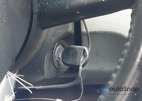 2007 Ford Mustang V6 Deluxe/V6 Premium z USA, uszkodzony, nr VIN 1ZVFT84N675242842